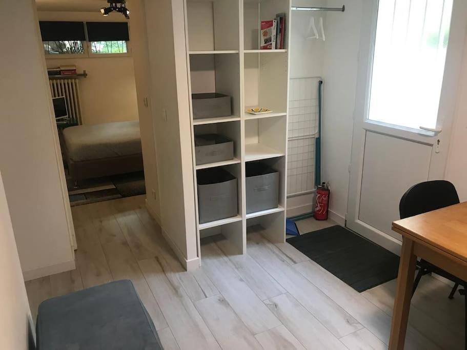 Appartement Cosy, Independant Avec Jardin Meudon Eksteriør billede